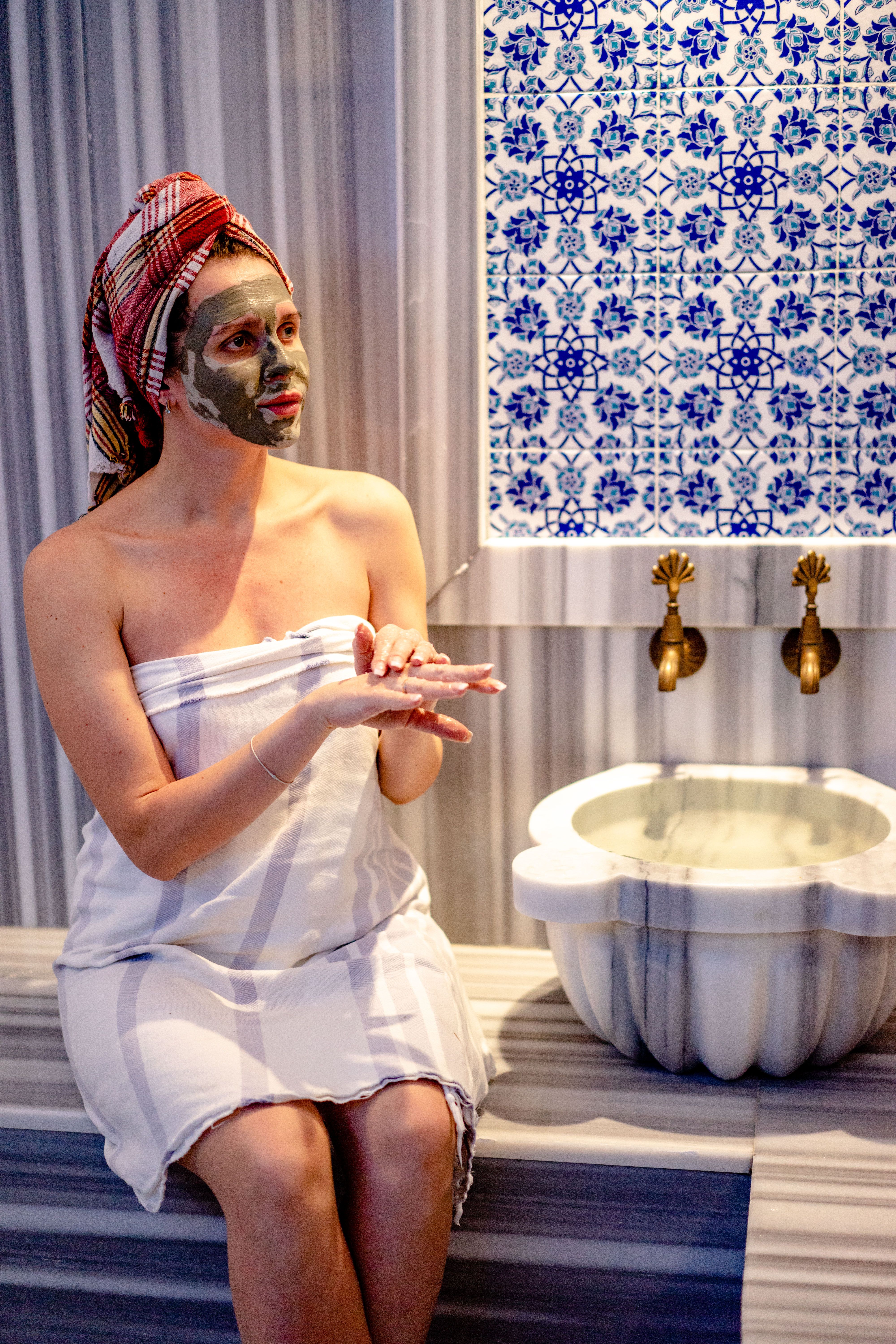 Traditional hammam treatment with clay mask
